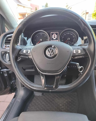 Volkswagen Golf cena 42500 przebieg: 212000, rok produkcji 2015 z Józefów małe 301